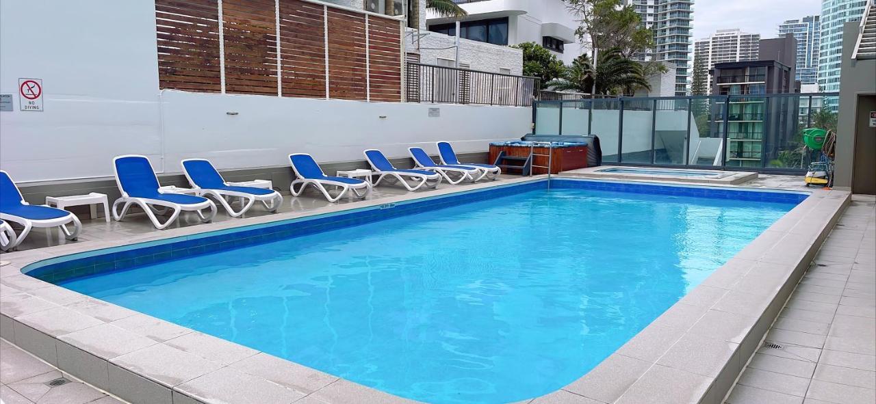 1 Bedroom And 1 Living Room Family Suite Gold Coast Esterno foto