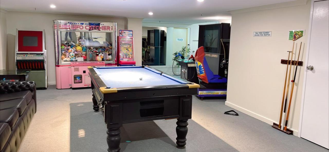 1 Bedroom And 1 Living Room Family Suite Gold Coast Esterno foto